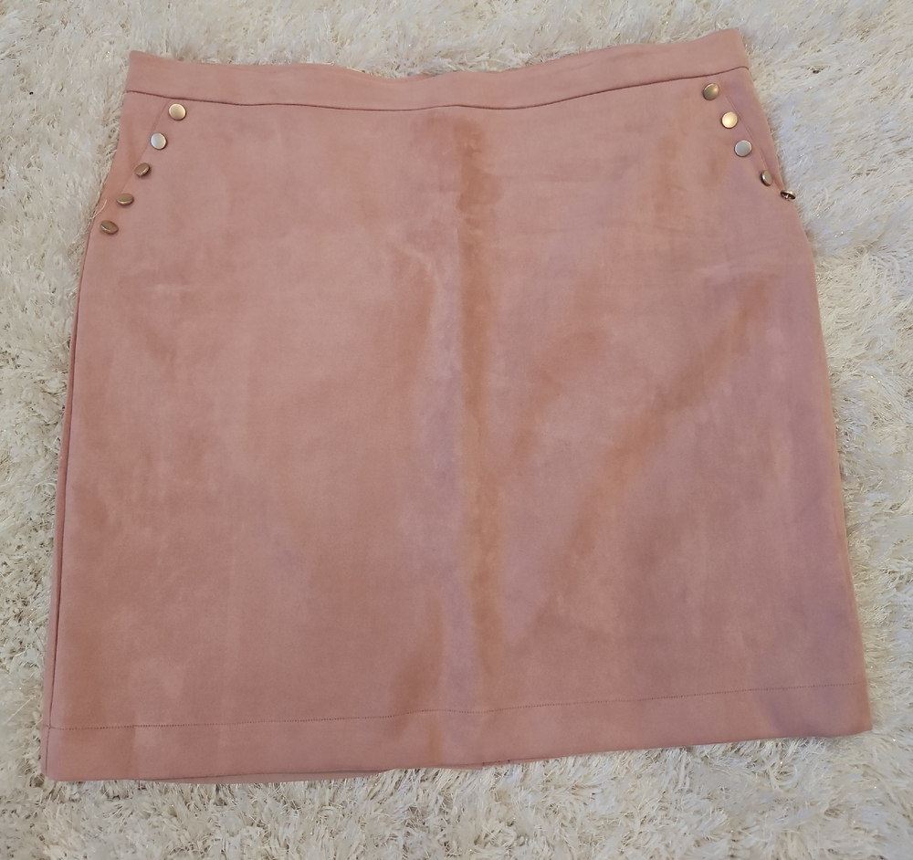 Liz Claiborne Pink Mini Skirt with Gold Accents